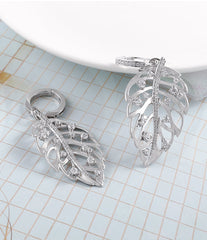Earrings_J0300027_02